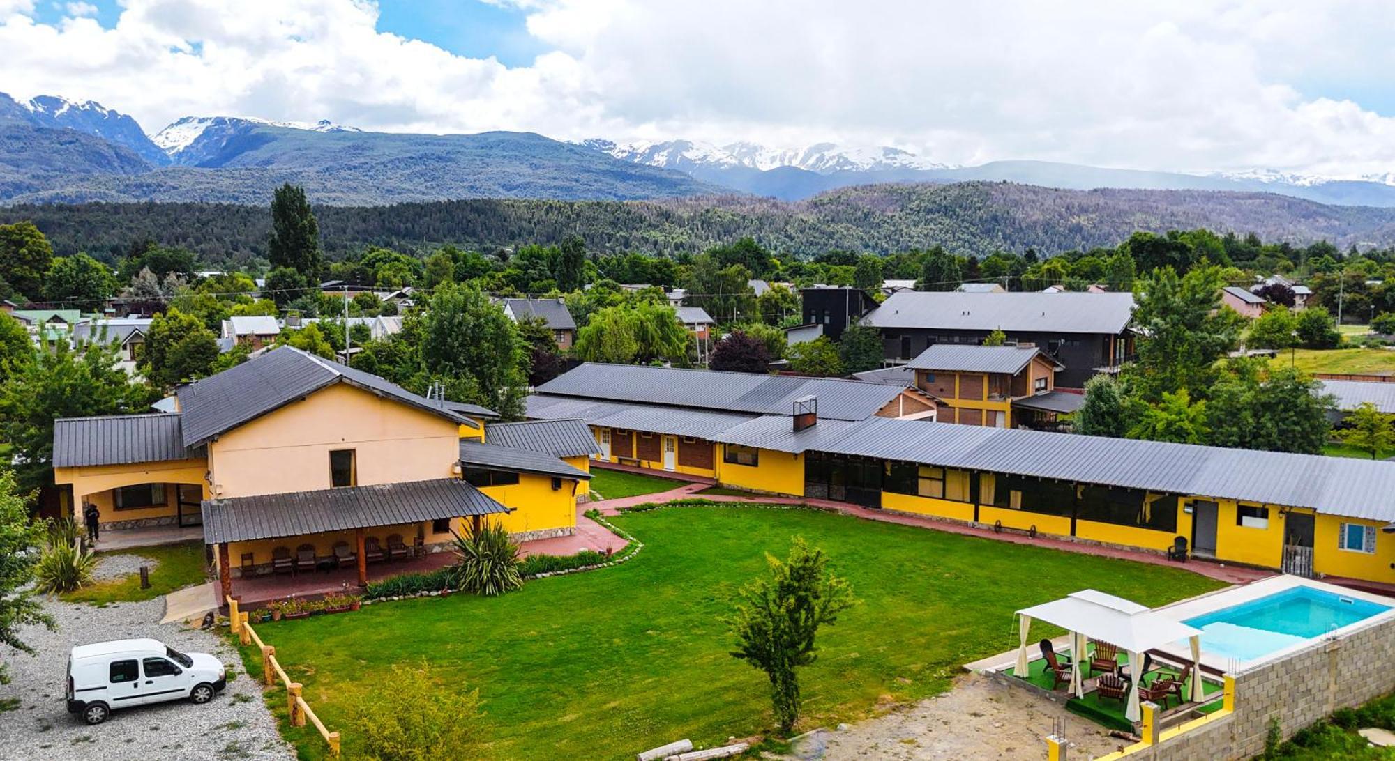 Corinto Hostel El Bolsón Eksteriør bilde