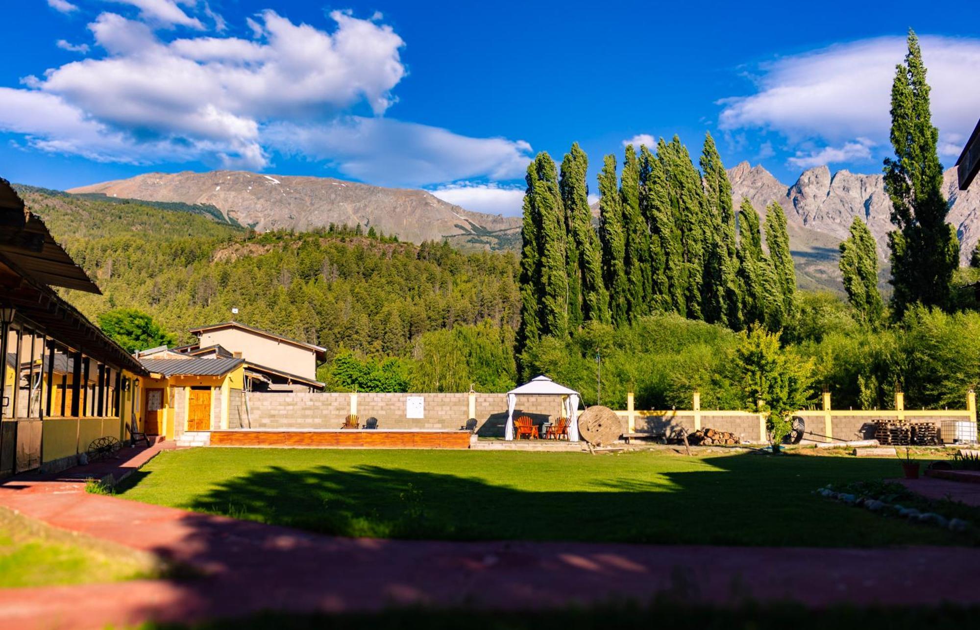 Corinto Hostel El Bolsón Eksteriør bilde